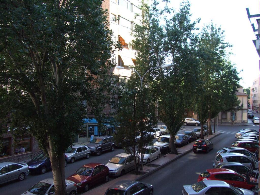 Hostal Jacinto Alcala de Henares Ngoại thất bức ảnh