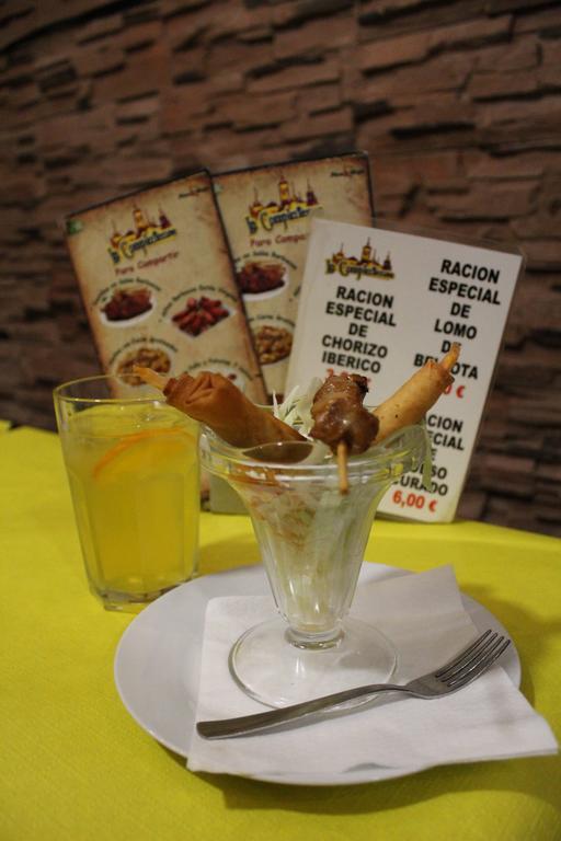 Hostal Jacinto Alcala de Henares Ngoại thất bức ảnh